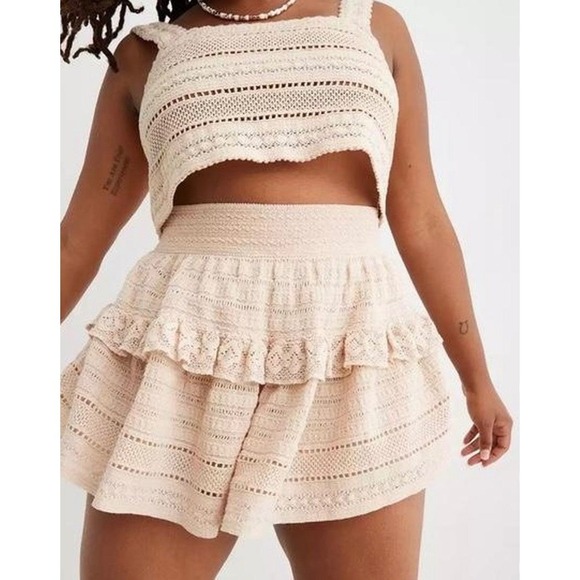 aerie Dresses & Skirts - Aerie Peach Pink Crochet Tiered‎ Ruffle Mini Skirt High Waisted Size Medium